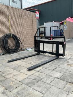 UNUSED KIVELPALLET FORK ATTACHMENT FOR UNIVERSAL SKID STEER, APPROX MAX CAPACITY 3500LBS