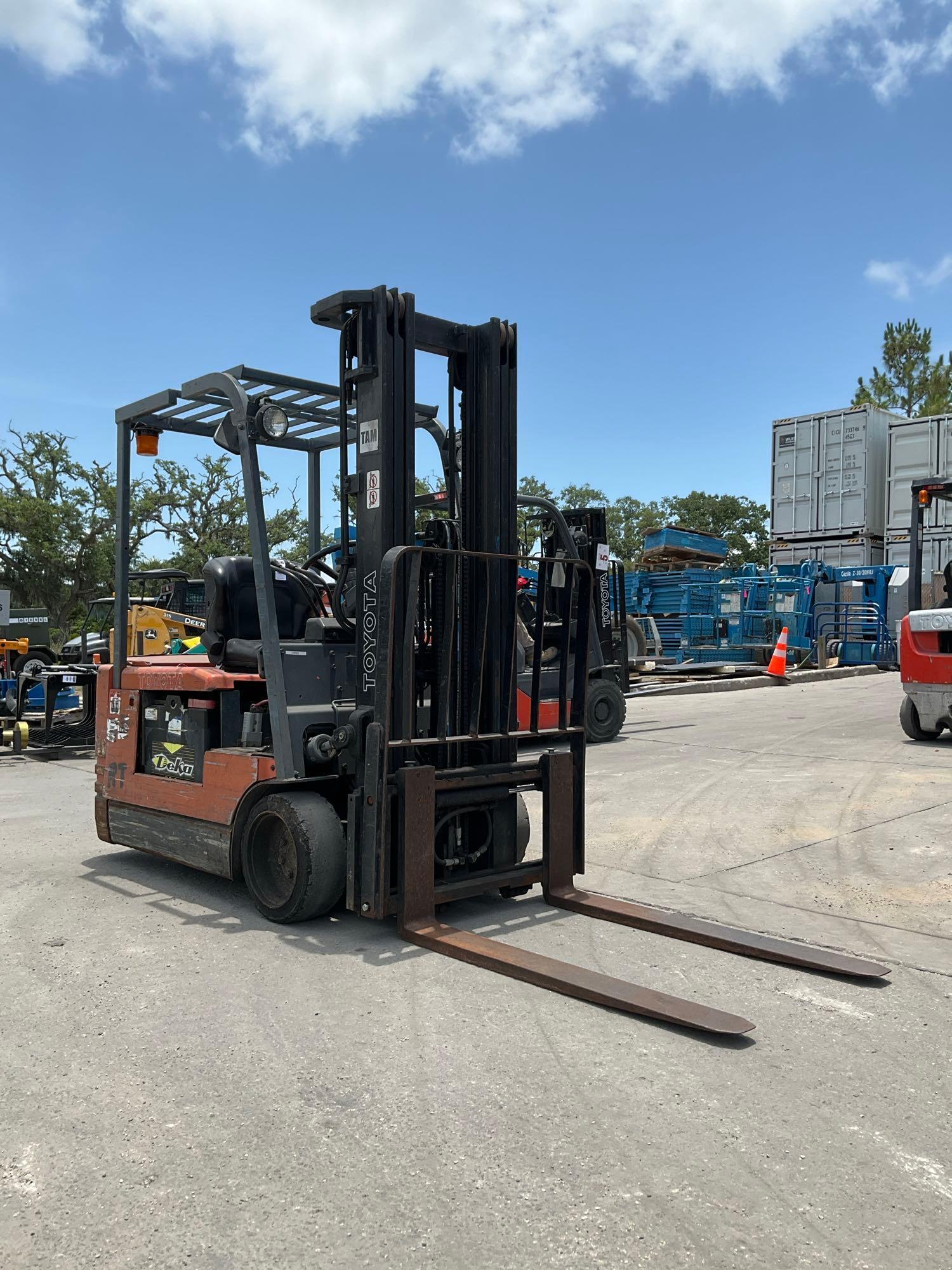 TOYOTA FORKLIFT MODEL 5FBE18, ELECTRIC, APPROX MAX CAPACITY 3260LBS, MAX HEIGHT 189in, TILT, SIDE...