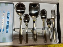 UNUSED SILVER PLATED CUTLERY SET, FORKS, SPOONS AND STAND