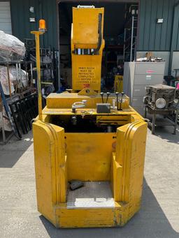 SCHRECKSP-R-MC, ELECTRIC, 36V, APPROX MAX CAPACITY 15,000LBS, RUNS & OPERATES