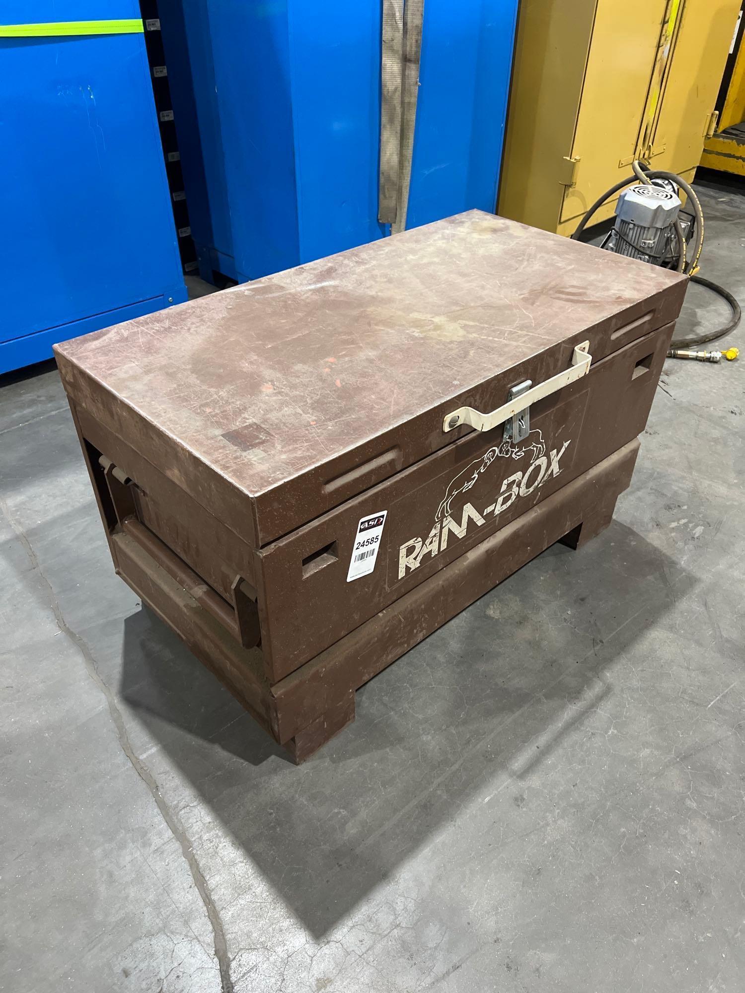 RAM-BOX METAL INDUSTRIAL TOOL CHEST MODEL 203617; APPROXIMATELY 36 IN L X 19 IN W X 21 IN TALL;