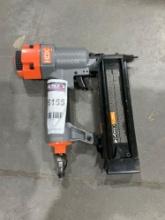 UNUSED HDX 18GA AIR STAPLER MODEL 9032