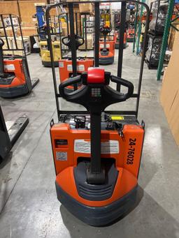 2024 TOYOTA PALLET JACK MODEL 8HBW23, ELECTRIC, 24V, MAX CAPACITY 4500LBS, LOW HRS SHOWING, BUILT...