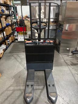 2024 TOYOTA PALLET JACK MODEL 8HBW23, ELECTRIC, 24V, MAX CAPACITY 4500LBS, LOW HRS SHOWING, BUILT...