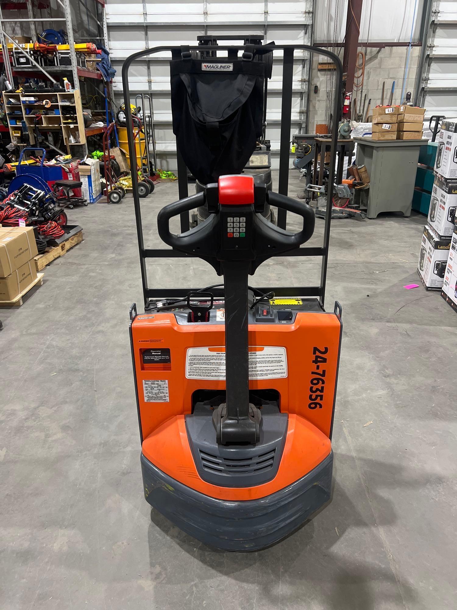 2024 TOYOTA PALLET JACK MODEL 8HBW23, ELECTRIC, 24V, MAX CAPACITY 4500LBS, LOW HRS SHOWING, BUILT...