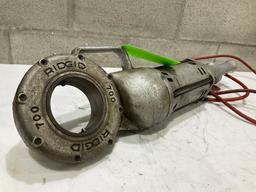 RIGID 700 POWER DRIVE PIPE THREADER; APPROXIMATELY 115 V, 25-60 HZ, 13.0 A, 20-30 RPM