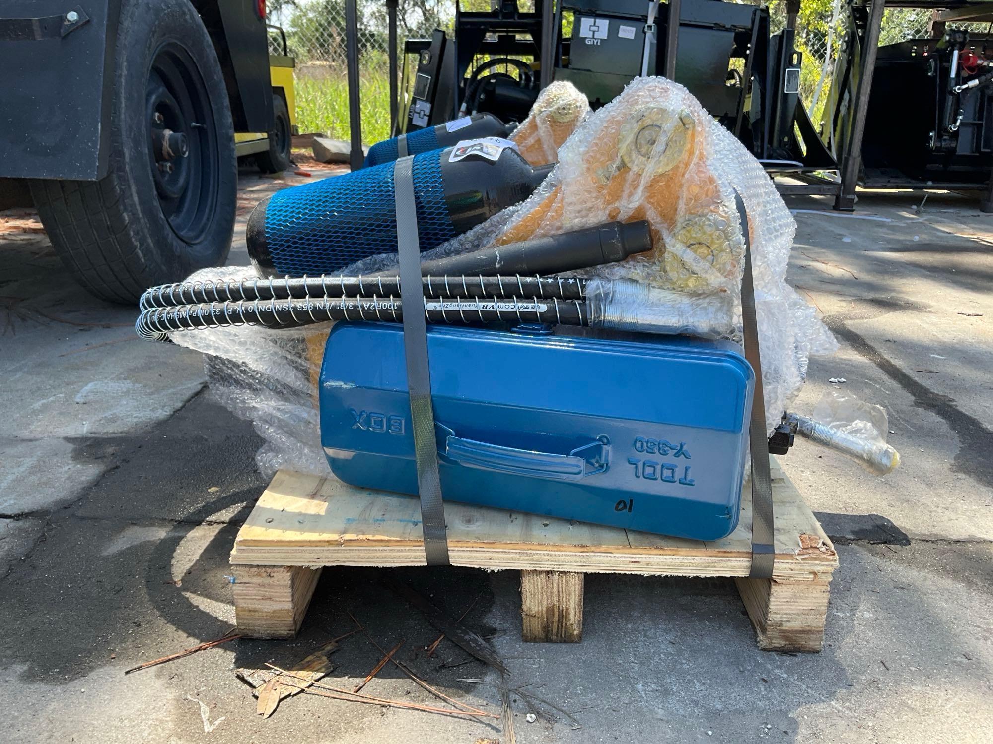 UNUSED HYDRAULIC BREAKER CE MODEL SB05, REQUIRED PRESSURE 100-120 BAR