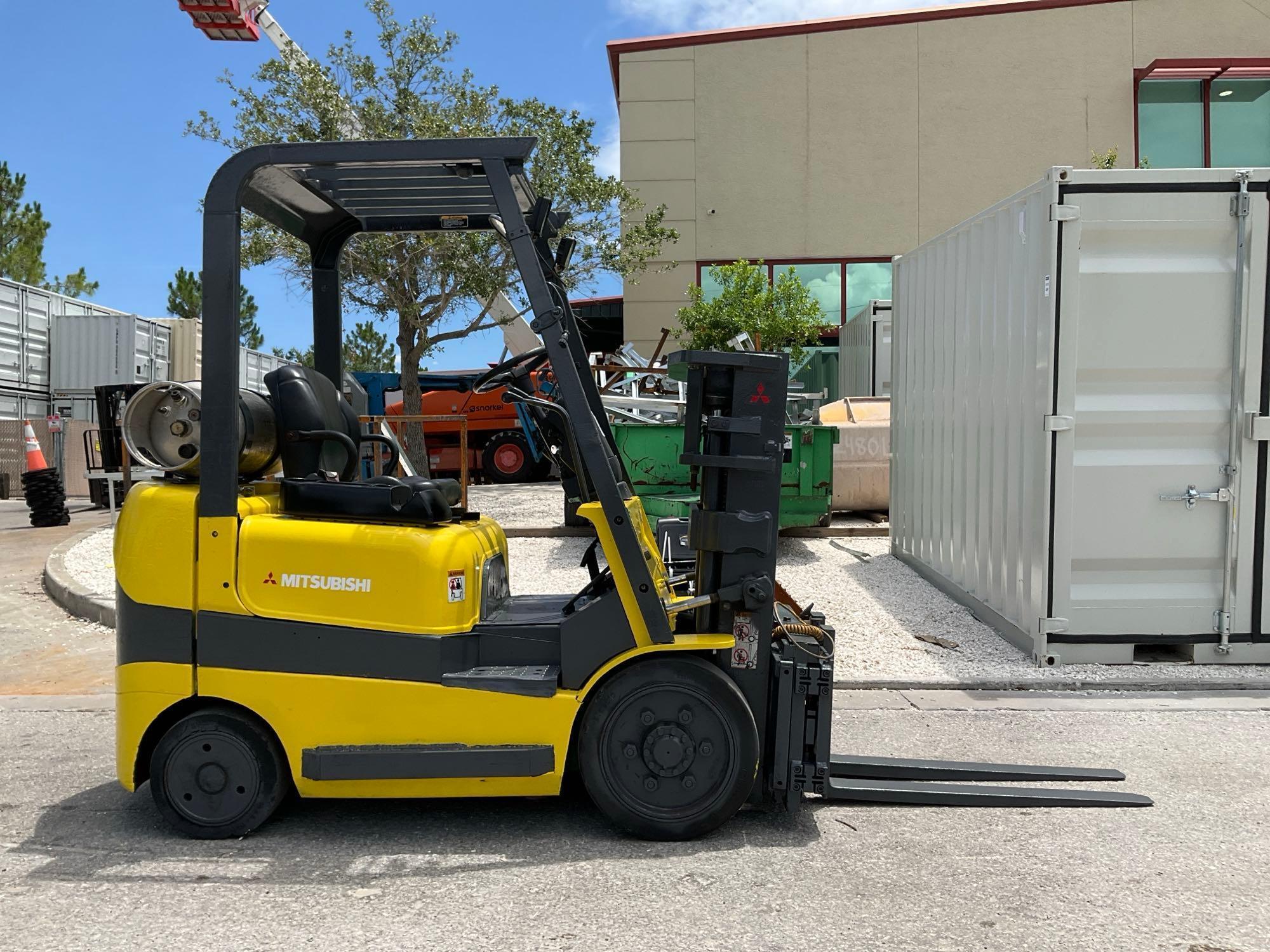 MITSUBISHI FORKLIFT MODEL FGC20K1, LP POWERED, APPROX MAX CAPACITY 4000LBS, APPROX MAX HEIGHT 80in,