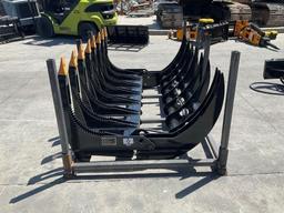 ( 1 ) UNUSED 2025 GIYI CURVED LOG GRABBER ATTACHMENT MODEL GY-CLG72C FOR SKID STEER, APPROX 72in