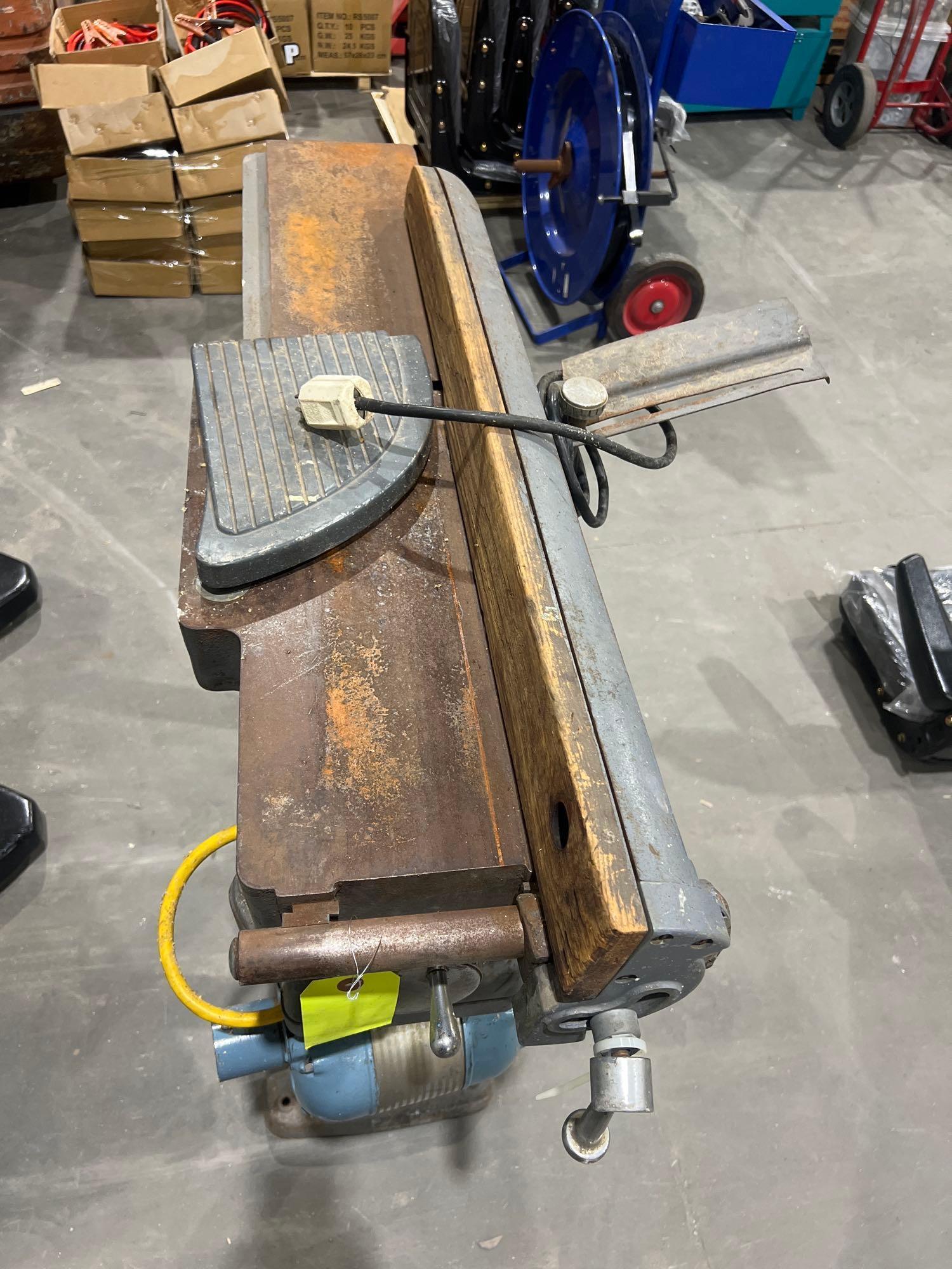6in TABLE PLAINER