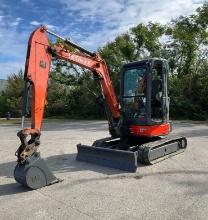 HITACHI EXCAVATOR, DIESEL, ENCLOSED CAB, RUBBER TRACKS, PUSH BLADE, RUNS & OPERATES