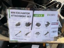 UNUSED 2025 VICSEC MINI EXCAVATOR ATTACHMENT SET WHICH INCLUDES ( 1 ) BUCKET WITH TEETH / ( 1 )