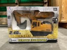 UNUSED DIE-CAST 2.4G HZ 8CHANNEL REMOTE TOY EXCAVATOR