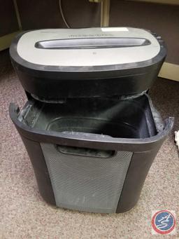 Royal HG12X Cross-Cut Shredder