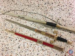 Fiber glass bow with a Ben Pierson #3340 and Spanish sword
