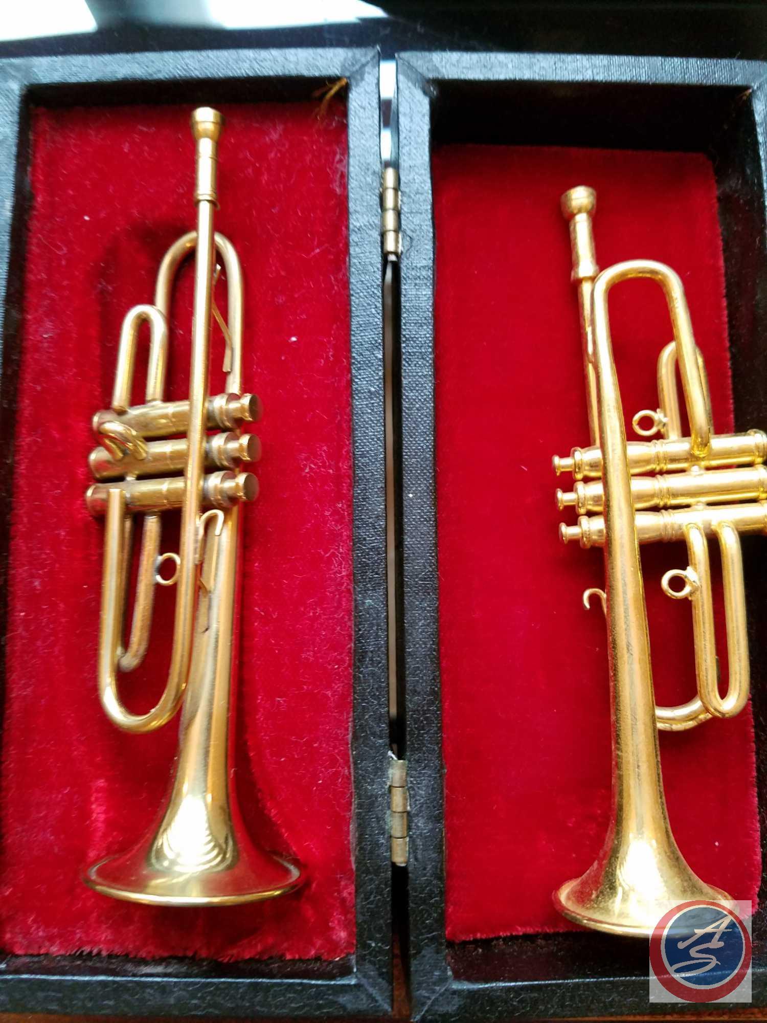 (6) miniature decorative musical instruments