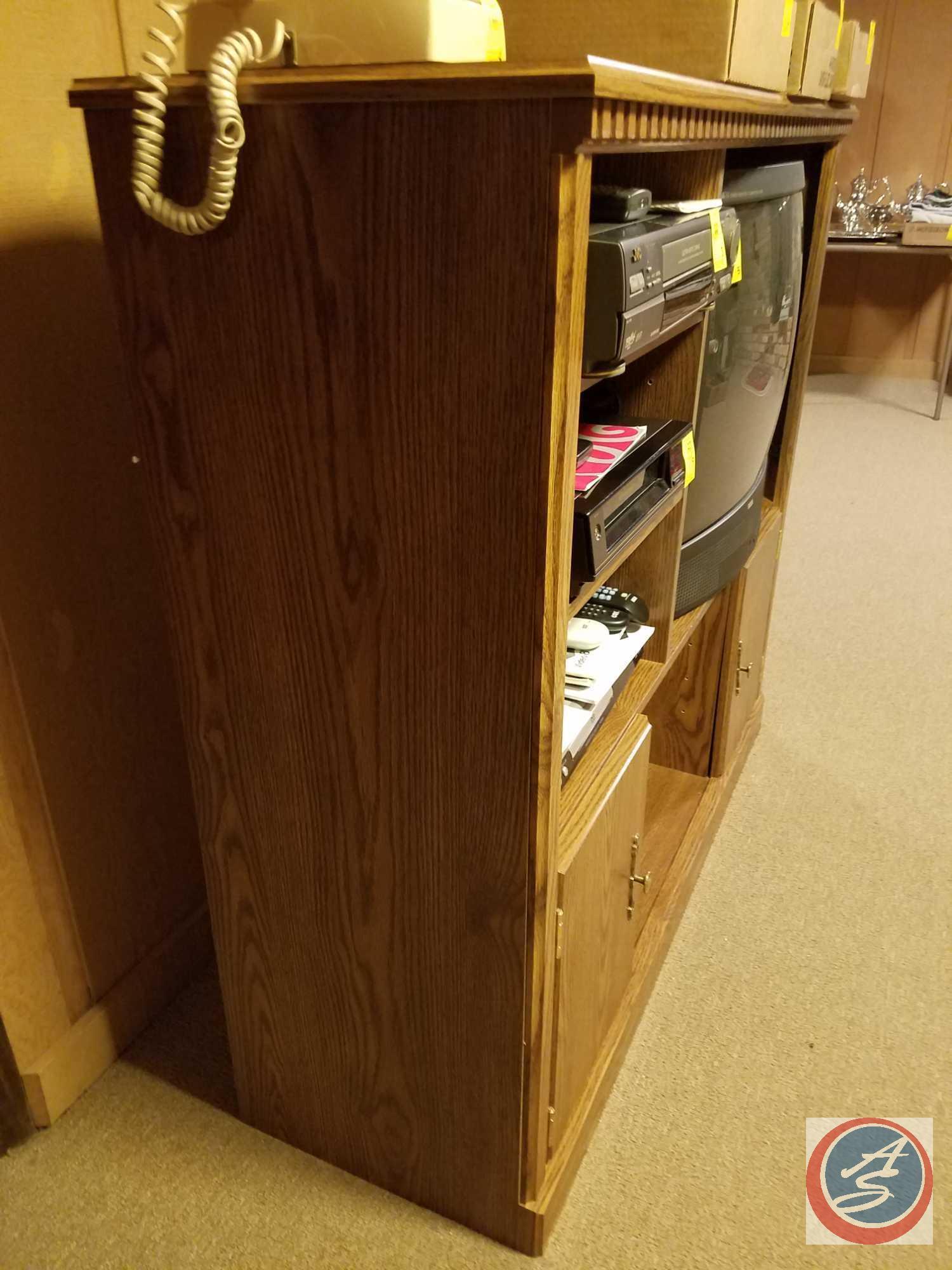 RCA Color Trak Plus TV(Model F25655BC, JVC Ultra Spec Drive VCR with Owners Manual and Remote (Model
