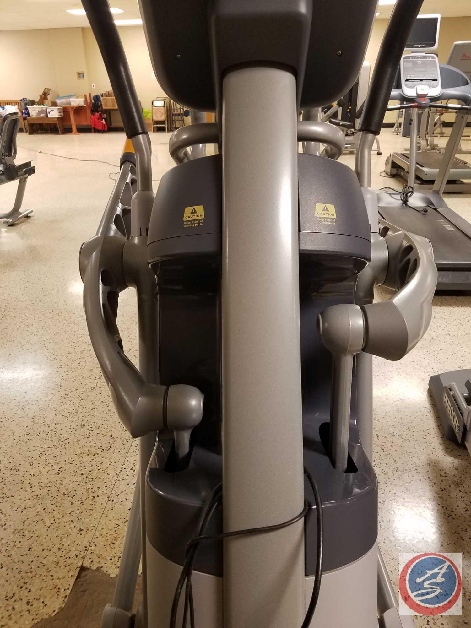 Precor AMT 100i Adaptive Motion Trainer w/ 12 in. Cardio Theater Display (Model A927I01090015)