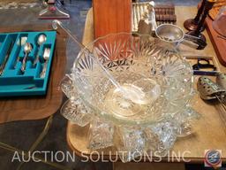 26 Piece Punch Set "Arlington Design" with Original Box {{23 Pieces Present}}, Knife in Block Set,