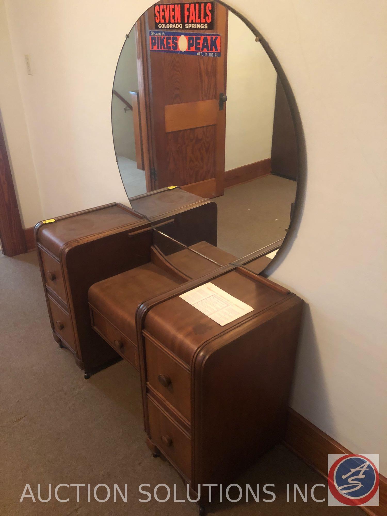 {{2XBID}} Vintage Vanity with Vanity Bench and Large Round Attached Mirror 47" x 17" x 27"; Mirror