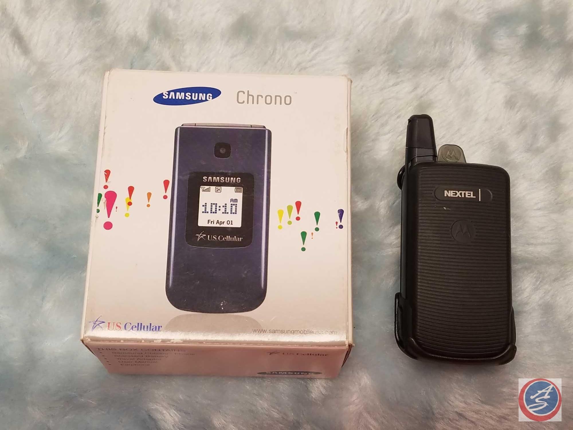 Nextel Motorola i576 Flip Phone with Belt Clip, Samsung Chrono Flip Phone in Original Box {{NO