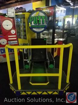 Putt Championship Edition Golf Arcade Game with Intercard Reader Serial No. Put-01092 No Model No.
