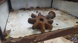 Antique Coles Hot Blast Propane Powered Enameled Stove