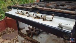 Antique Coles Hot Blast Propane Powered Enameled Stove