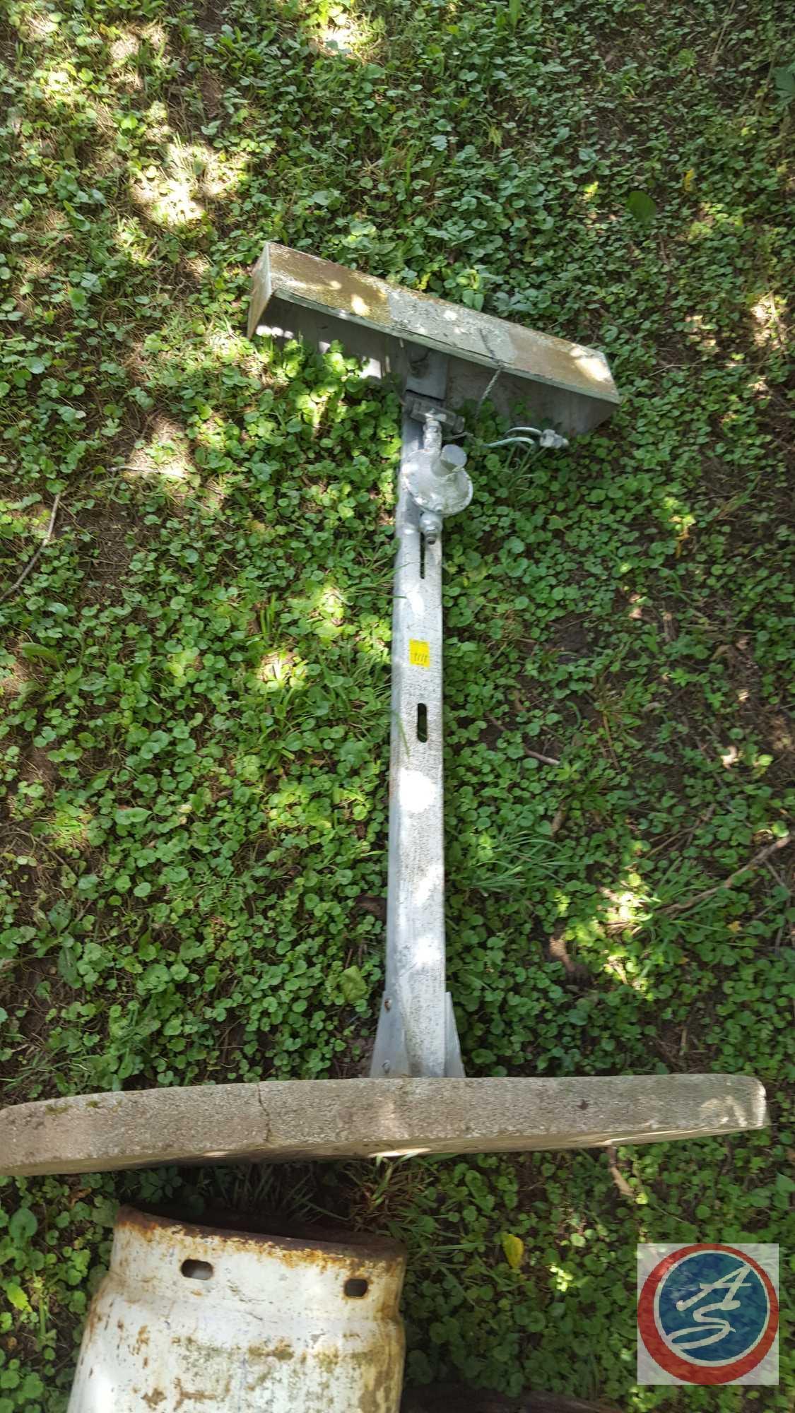 Propane Diverters and Regulator w/ (2) 100 Lb. Propane Tanks