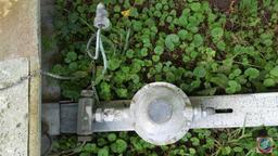 Propane Diverters and Regulator w/ (2) 100 Lb. Propane Tanks