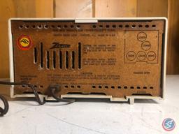Vintage Zenith Portable Tube Radio Model No. J506G