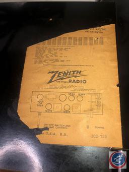 Vintage Zenith Portable Tube Radio Model No. H511Y