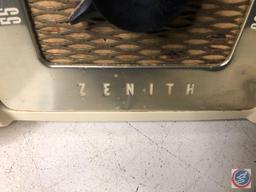 Zenith Vintage Long Distance Radio Model No. H615-WZ