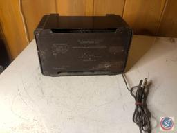 Trutone Vintage Portable Tube Radio Model No. D2910