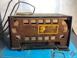 RCA Victor Vintage Portable Tube Radio Model No. 6-X-8A