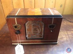 1933 Grunow Vintage Portable Tube Radio Model No. 501 [[KNOB MISSING]]