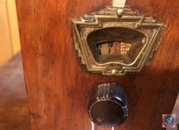 1933 Grunow Vintage Portable Tube Radio Model No. 501 [[KNOB MISSING]]