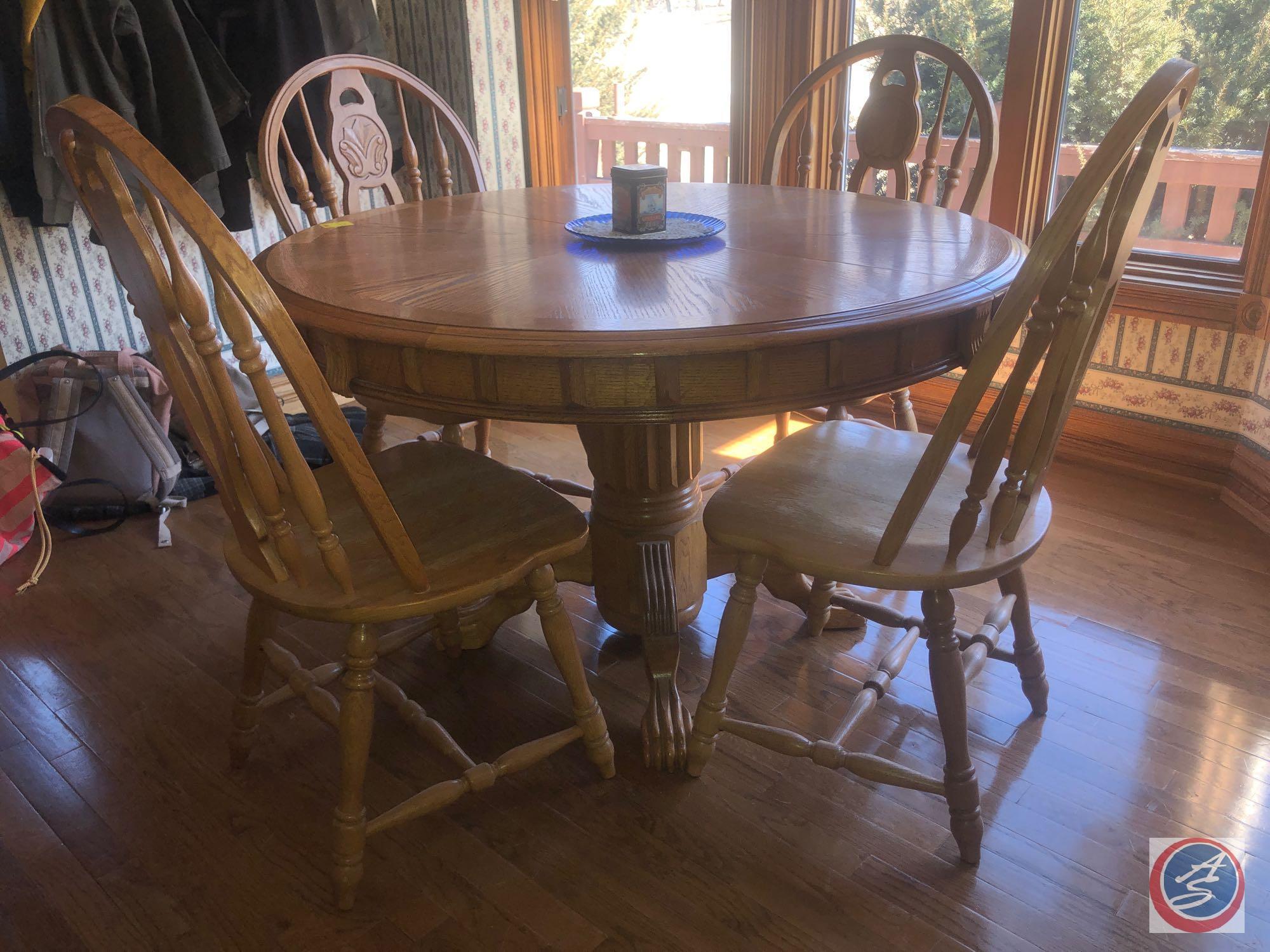 {{5X$BID}} Round Claw Foot Pedestal Drop Leaf Table Measuring 48" X 30" [[NO LEAF]] and (4) Oak