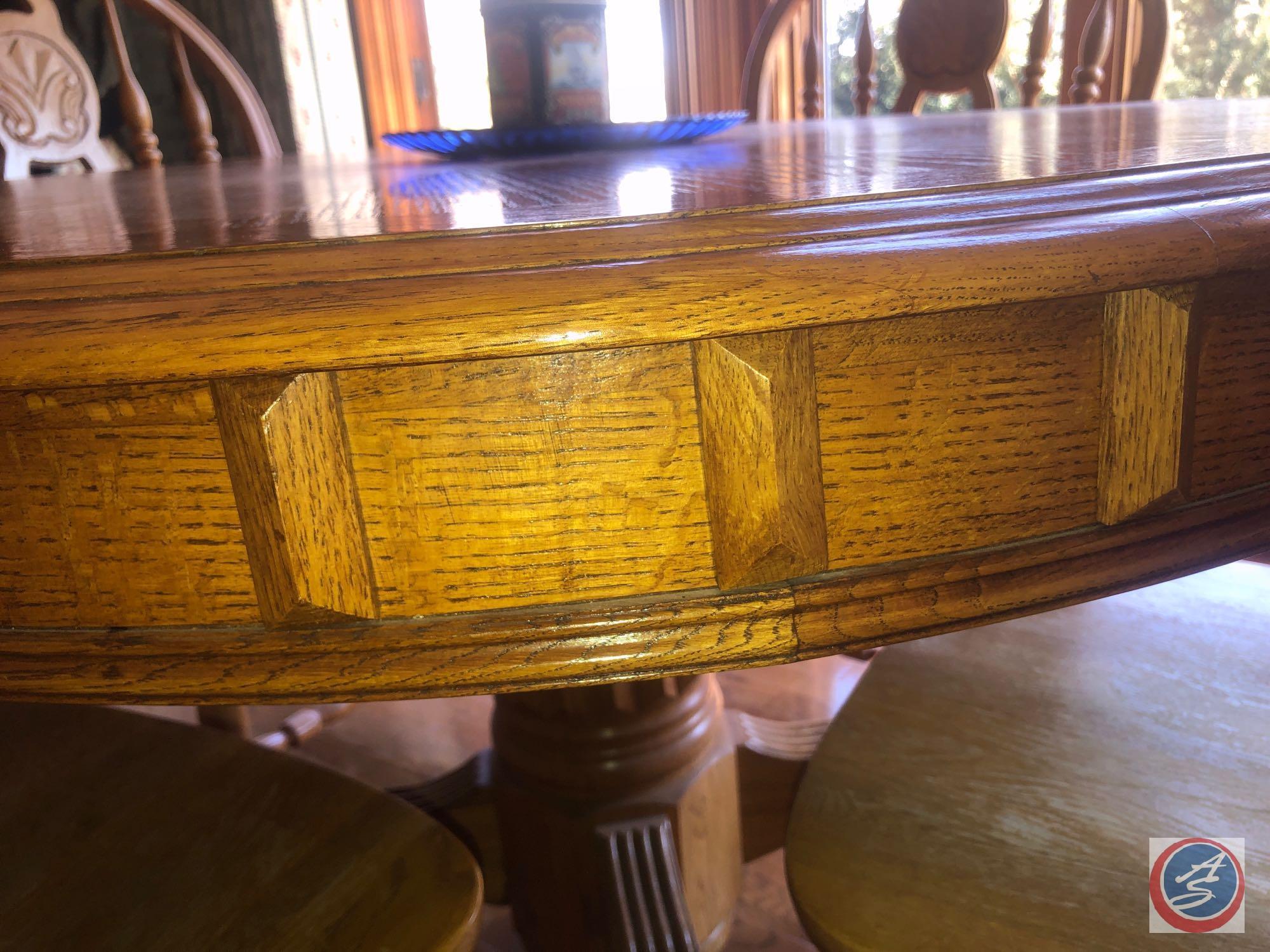 {{5X$BID}} Round Claw Foot Pedestal Drop Leaf Table Measuring 48" X 30" [[NO LEAF]] and (4) Oak