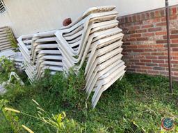 {{10x$bid}} (10) Patio Lounge Chairs This lot is first come first serve to choose your ten chairs.