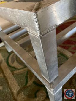 {{2X$BID}} Metal Dunage Racks Measuring 36'' X 24'' X 8''