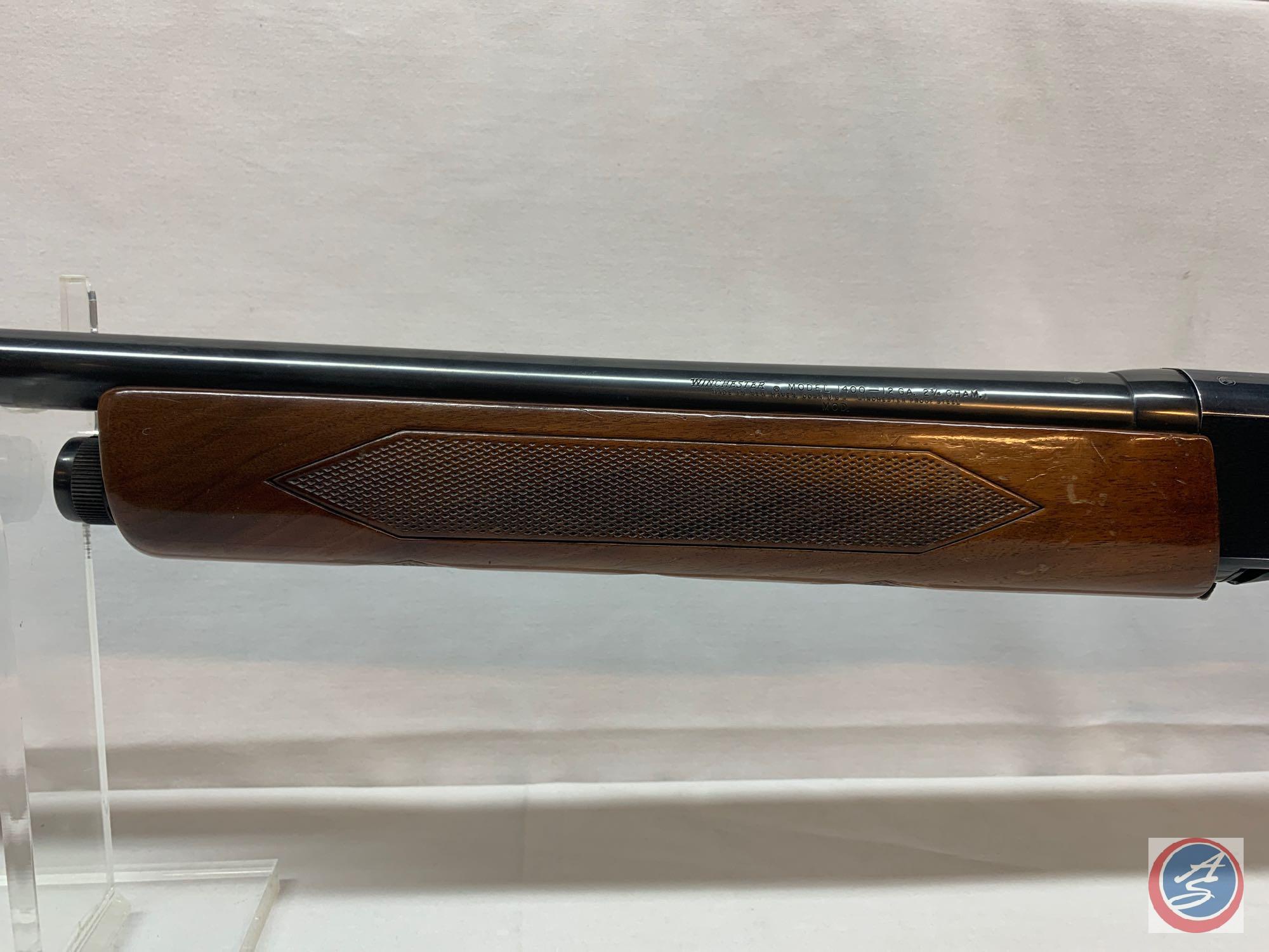 Winchester Model 1400 12 GA Shotgun Semi Auto Shotgun some dings on the stock. Ser # N563829