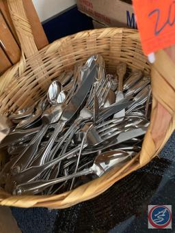 Knives, knife set, flatware