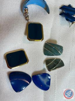 Necklace and earrings with matching pendant