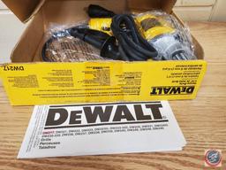 DW217 Corded DeWalt drill 1/4" VSR