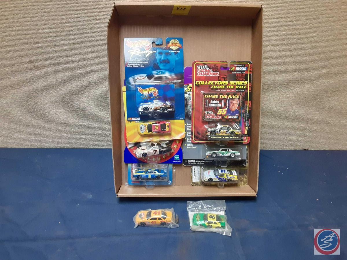 Assortment of Hot Wheels & Assortment of Die Cast Cars