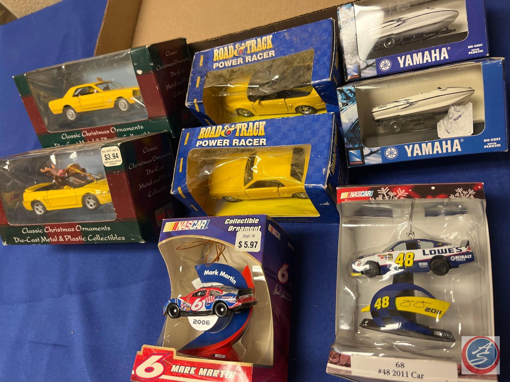 Classic Christmas Ornaments Die Cast Metal & Plastic Collectibles, Road Track Power Racers - Die