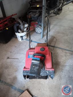 Toro Power Clear 180 Snowblower