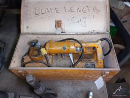 Portable Band Saw