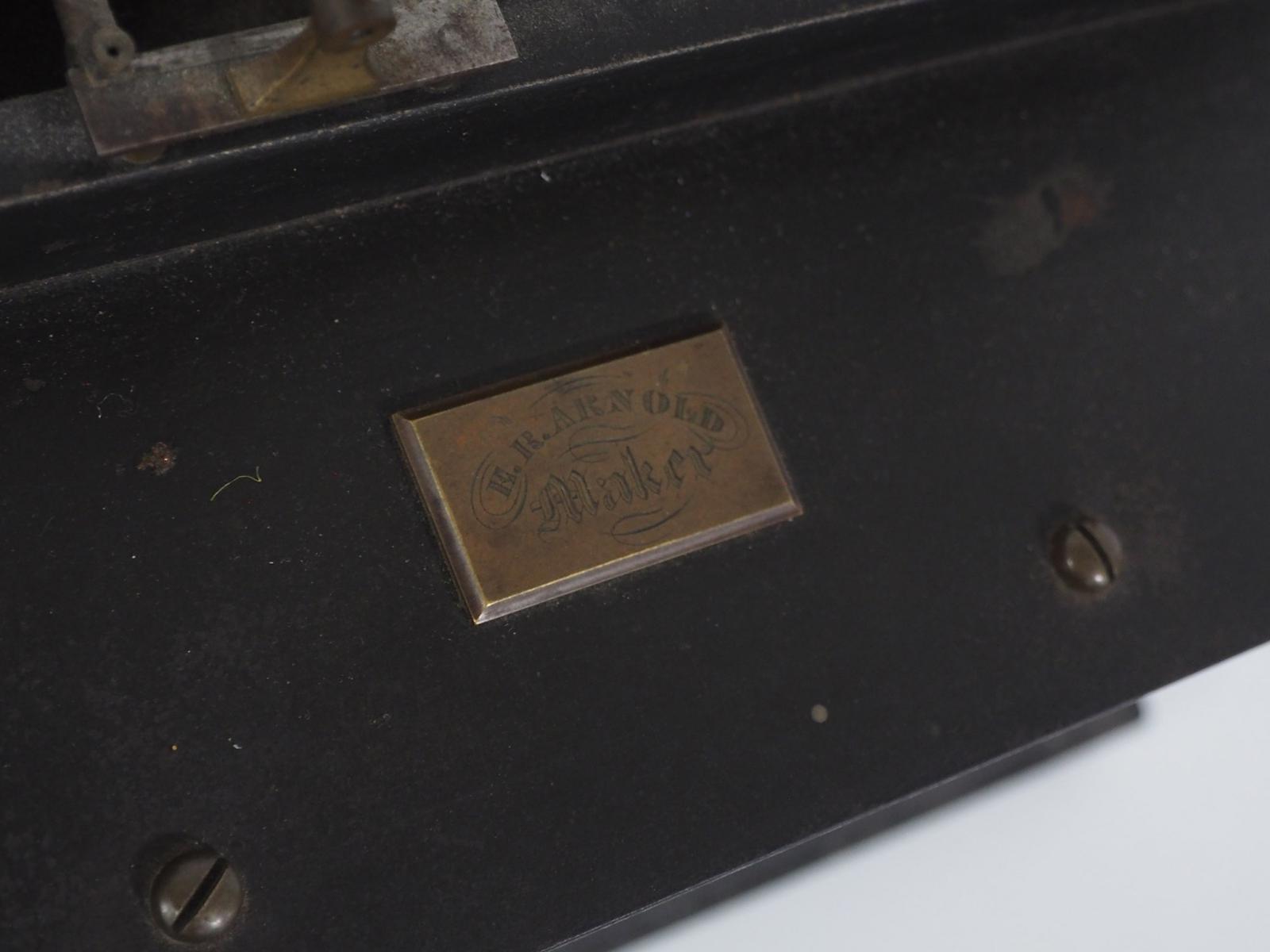 Self-contained steam engine